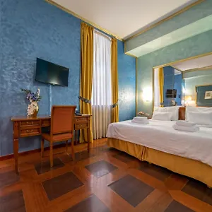 Hotel Kinsky Fountain, Prague